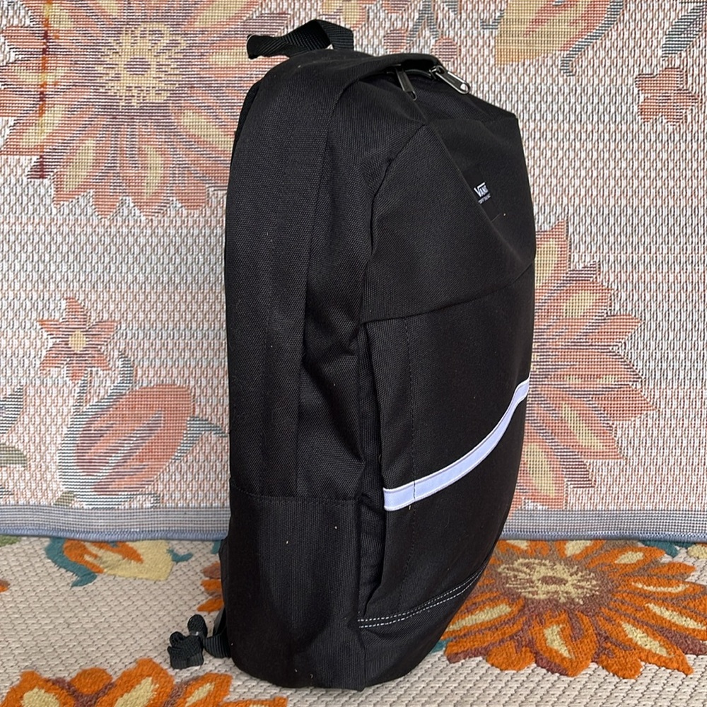 Vans Construct Skool Backpack
NWT - Picture 3 of 16